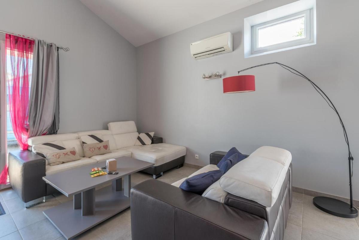 Gite 4 personnes - CHARME - Housity