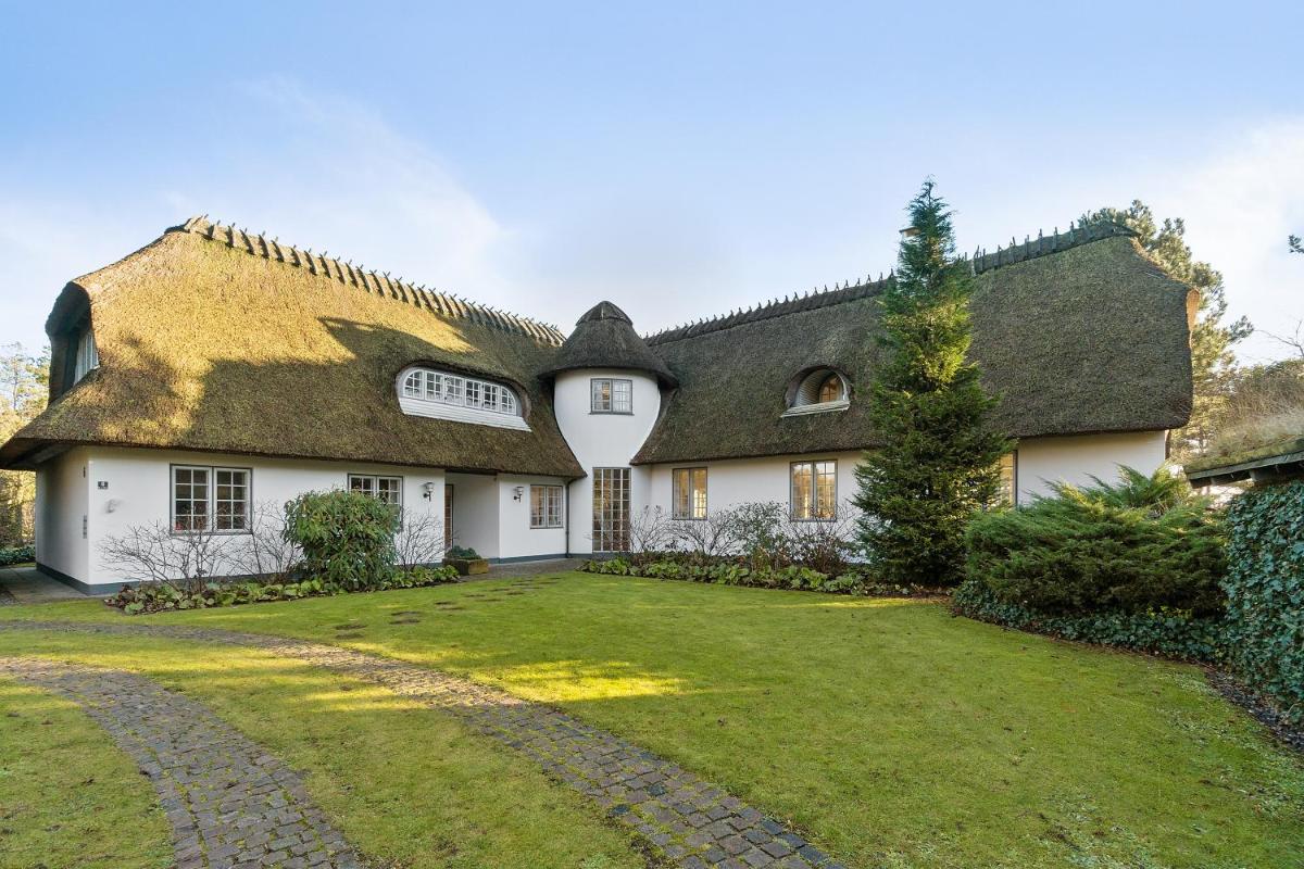 DENMARK SEA FRONT ENCHANTING - Beach Villa - Housity