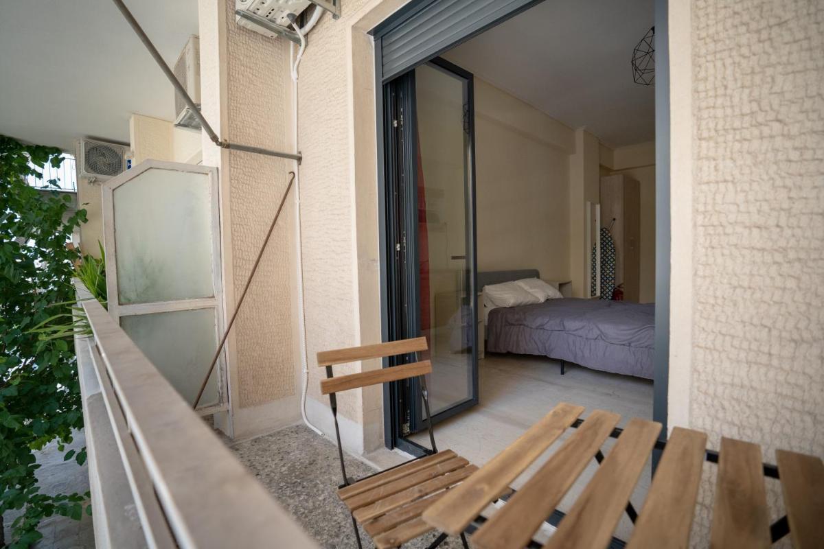 Studio Ag. Ioannis metro station 1 bed 2 pers - Housity