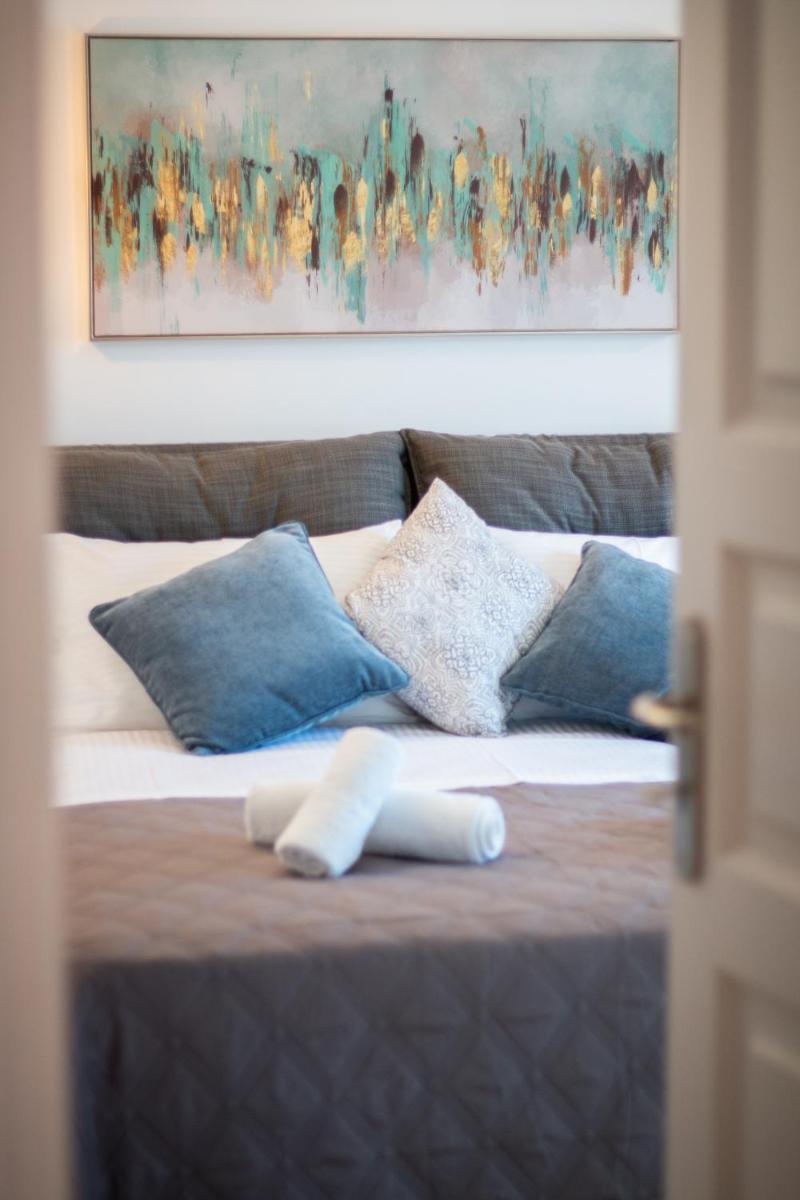 Camara Suite - Housity