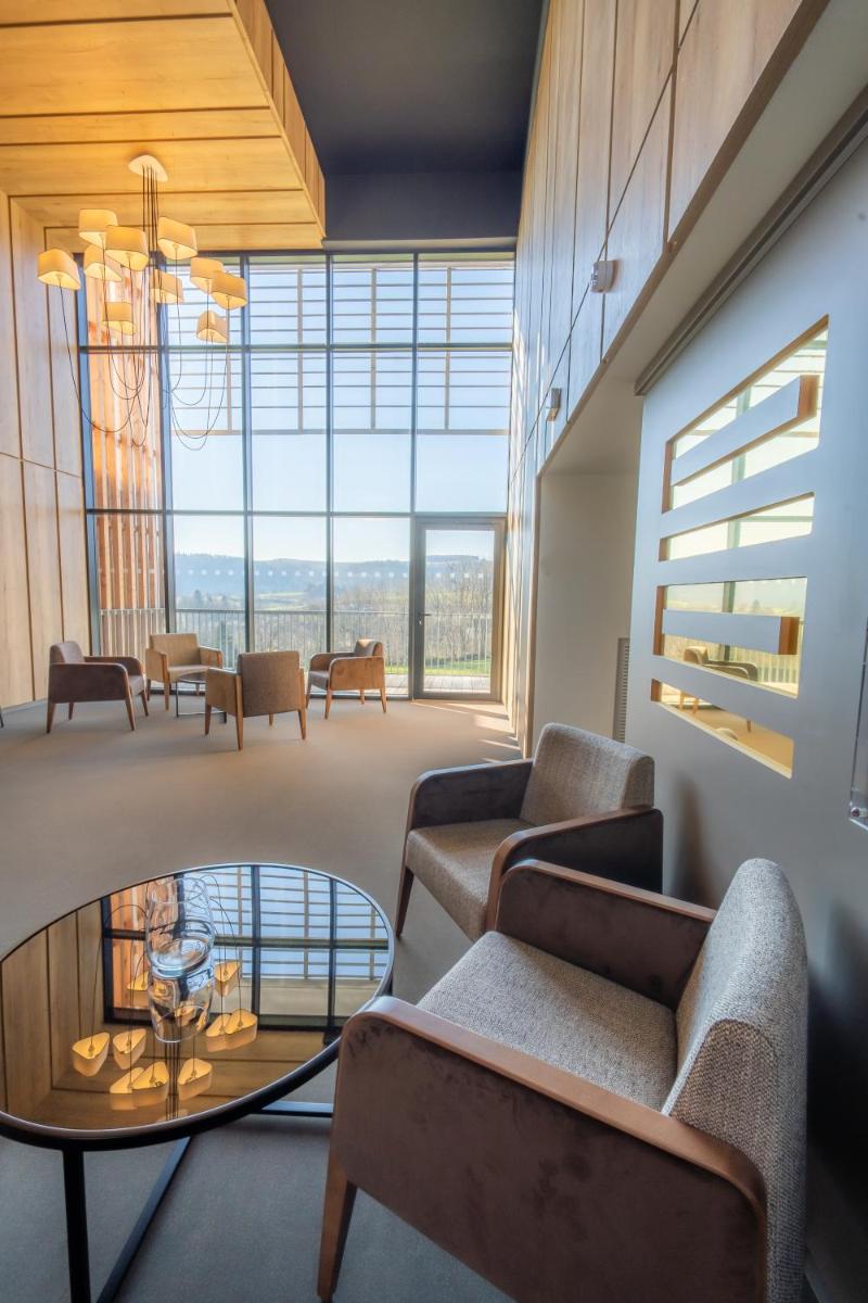 Coin salon dans l'établissement Mildiss Hotel Spa & Restaurant, BW Signature Collection