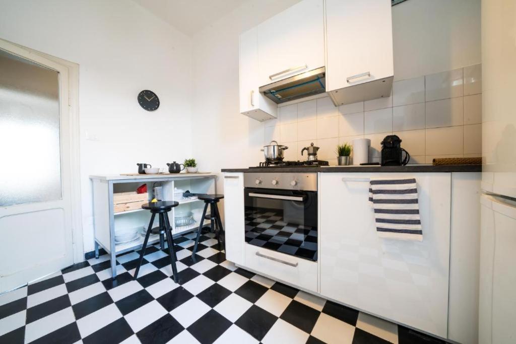 Suitetrails - Balcony apartment