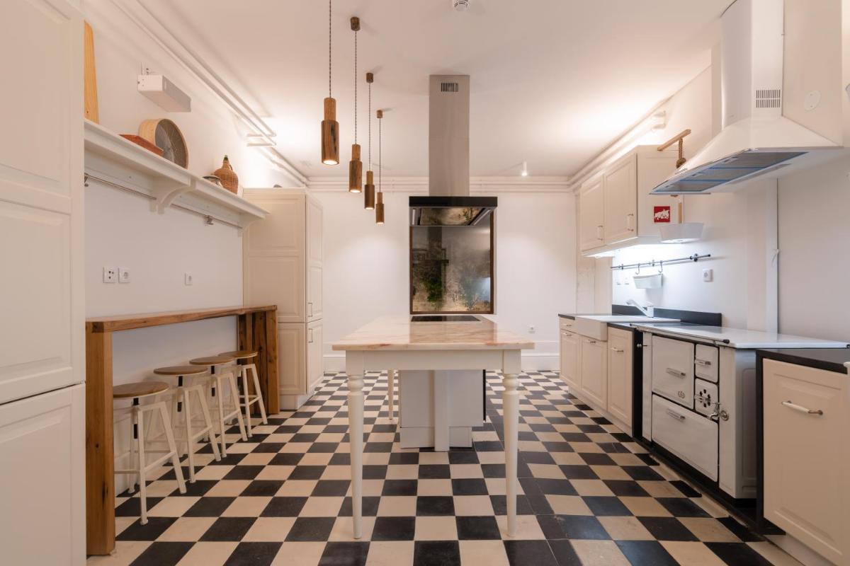 FONTE SANTA Manor House - Housity