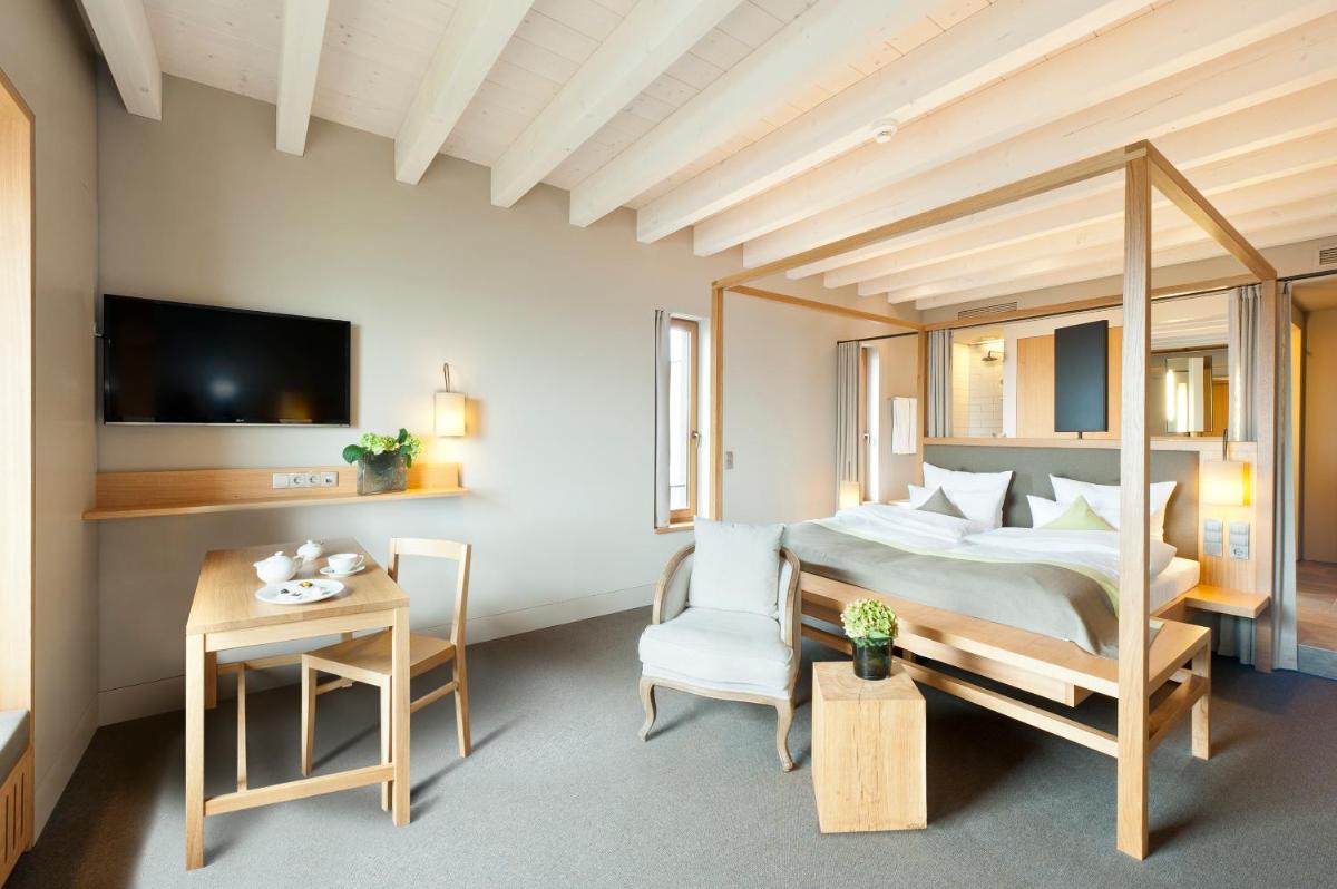 Schlosshotel Steinburg - Housity