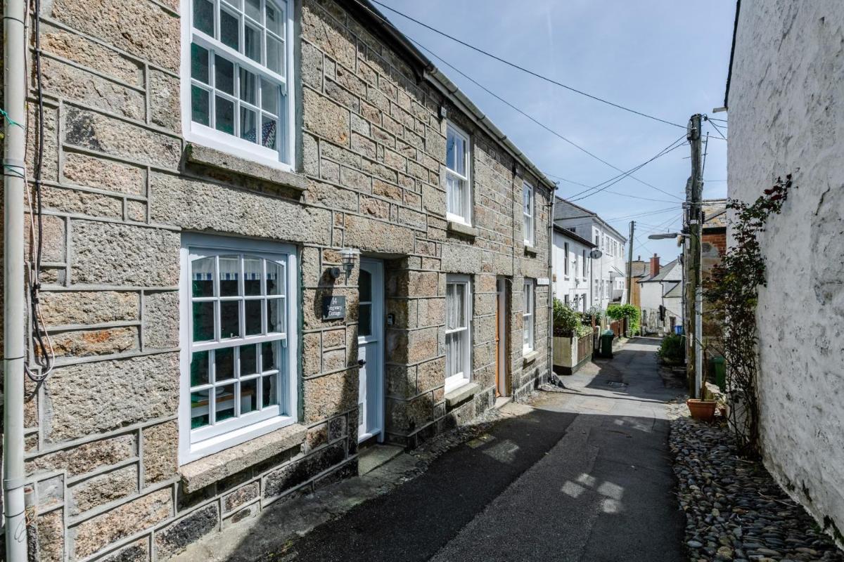 Tregwary Cottage - Housity