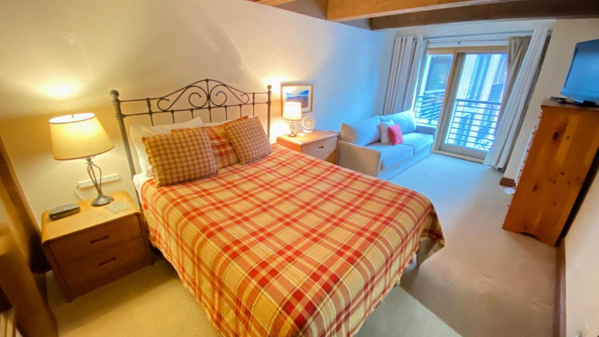 #205 Vail International - Housity