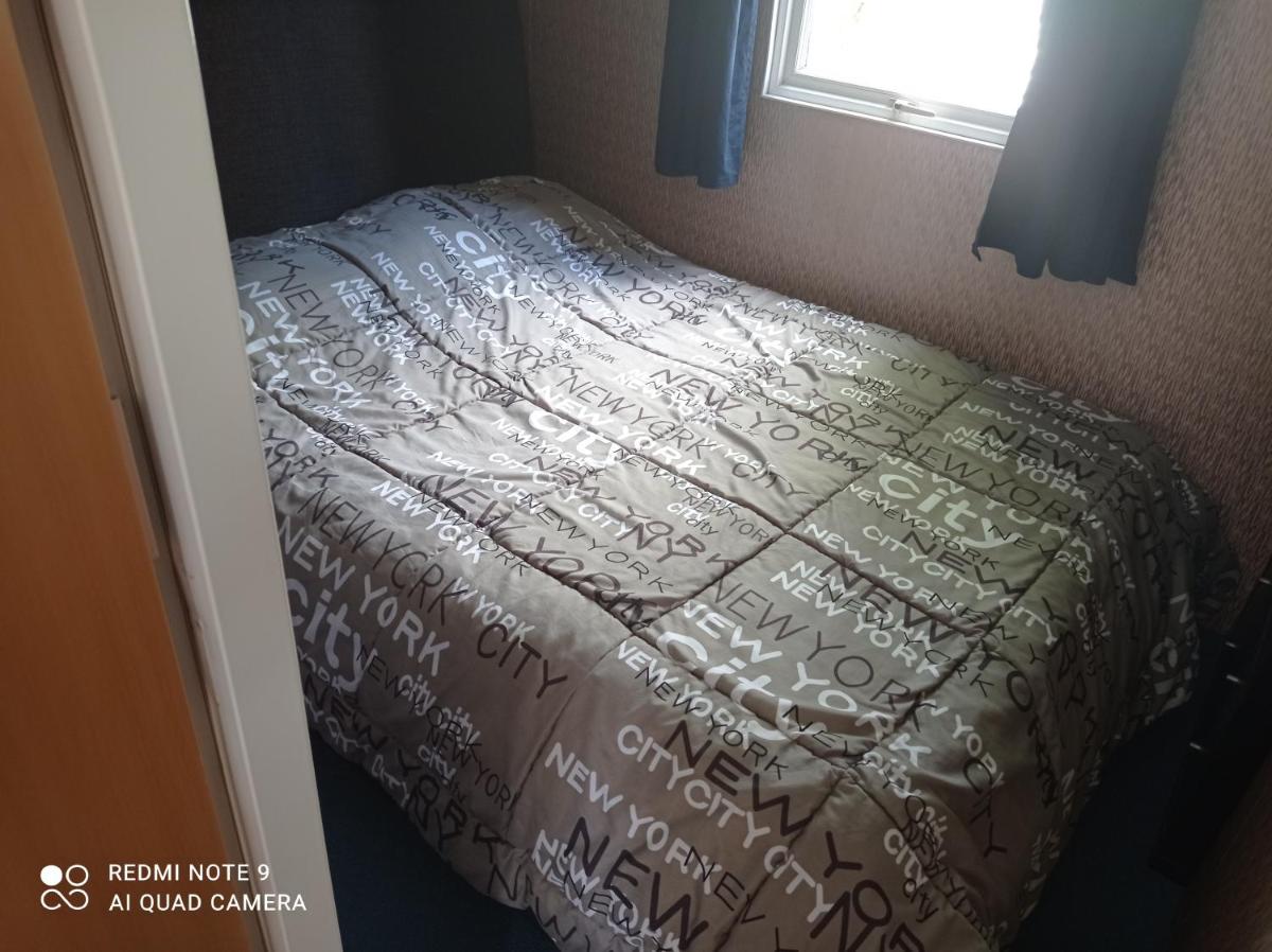 Loue mobil home sur camping avec piscine - Housity