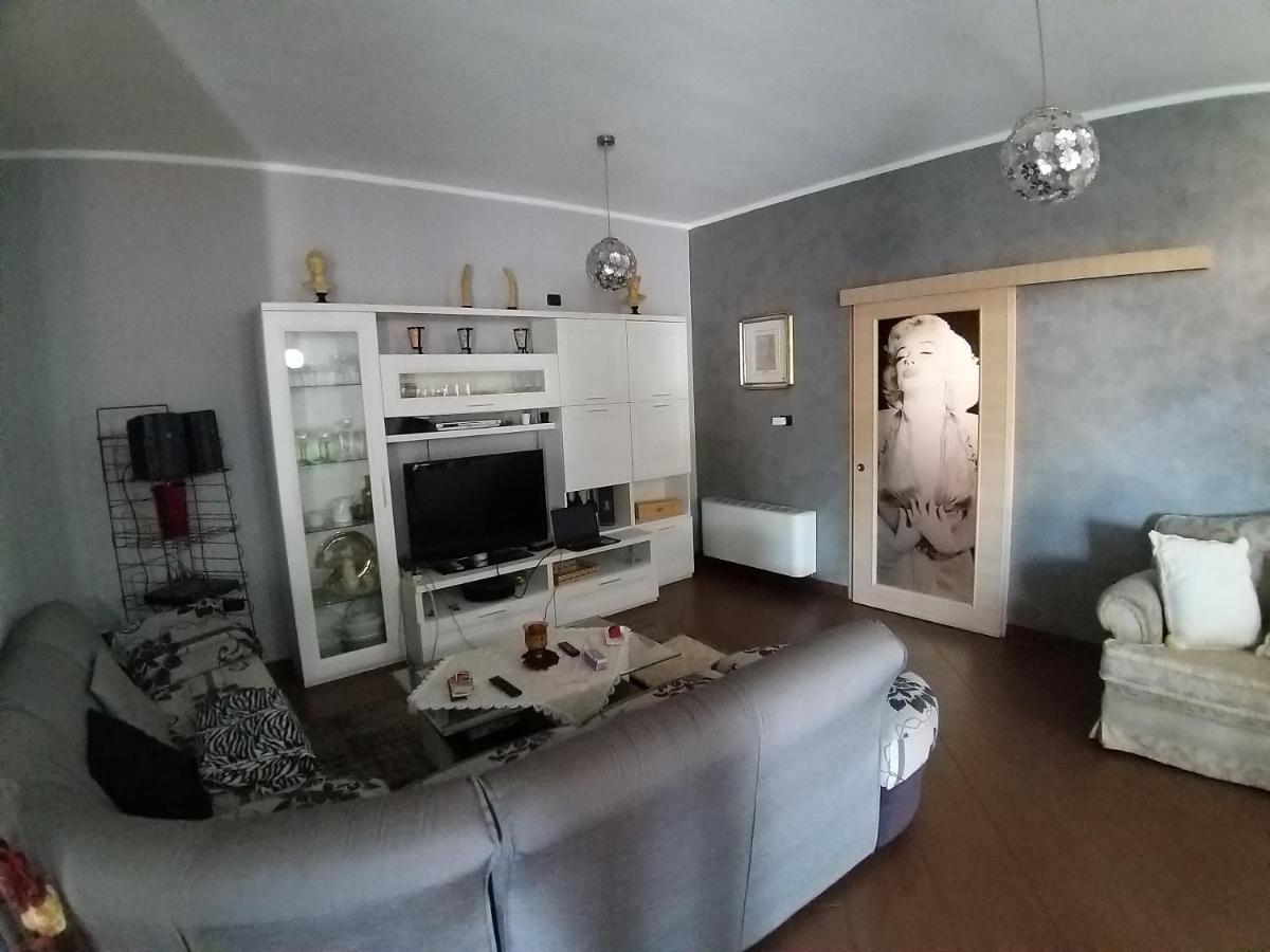 Villetta torre Astura - Housity