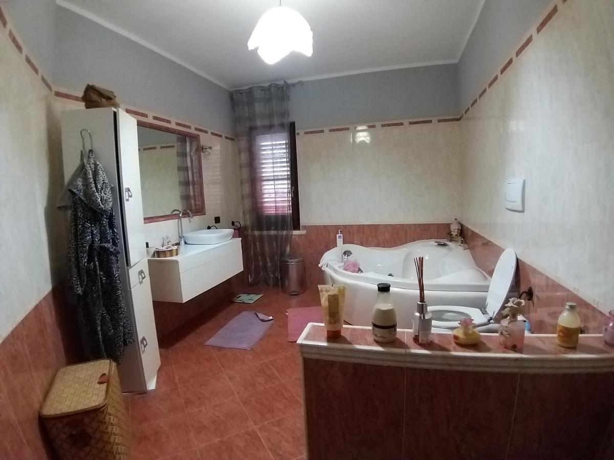 Villetta torre Astura - Housity