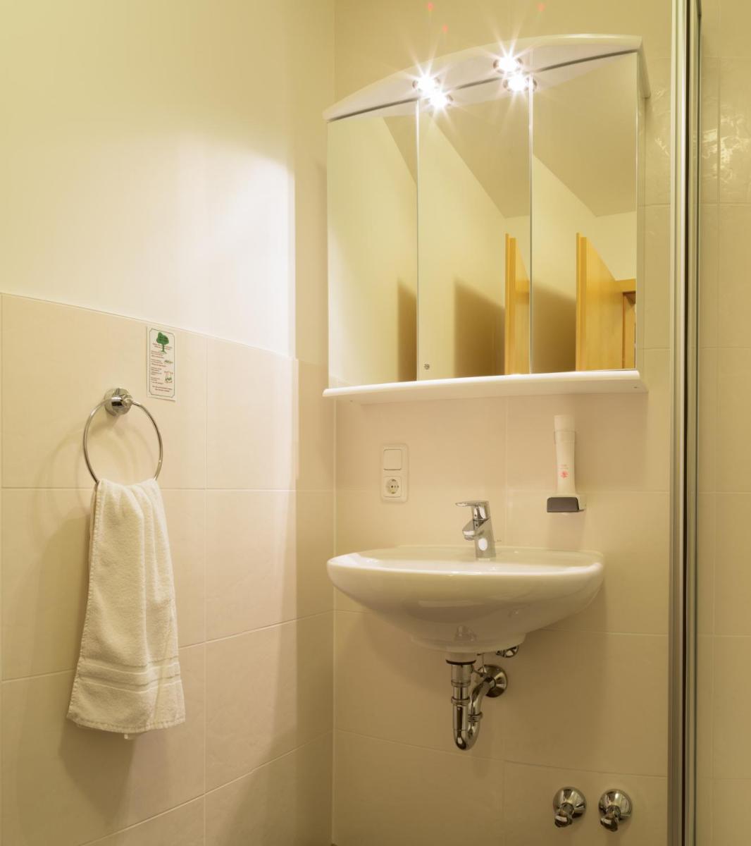 Hotel Krone & Restaurant - Housity