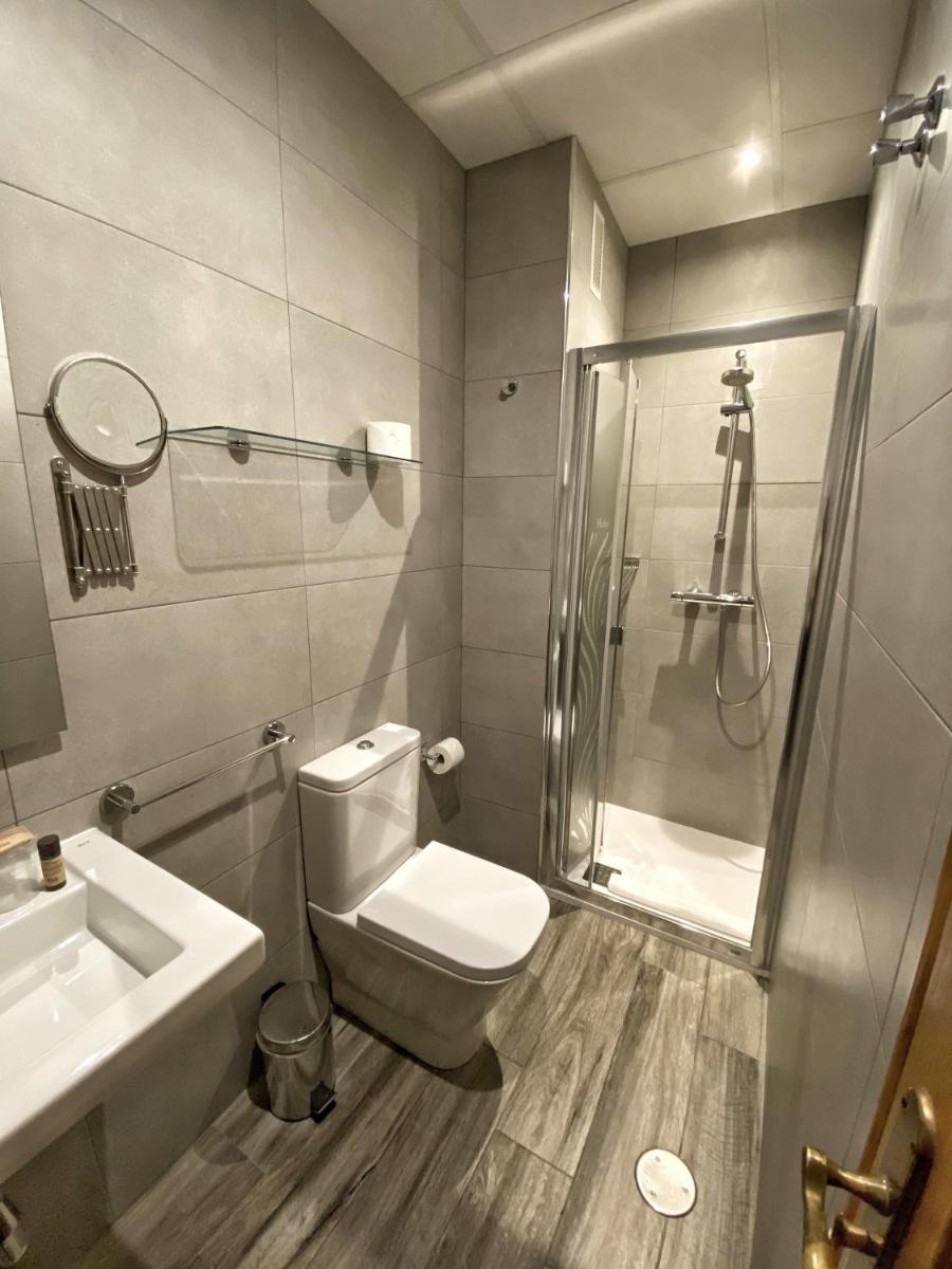 Hotel Ribeira Sacra - Housity