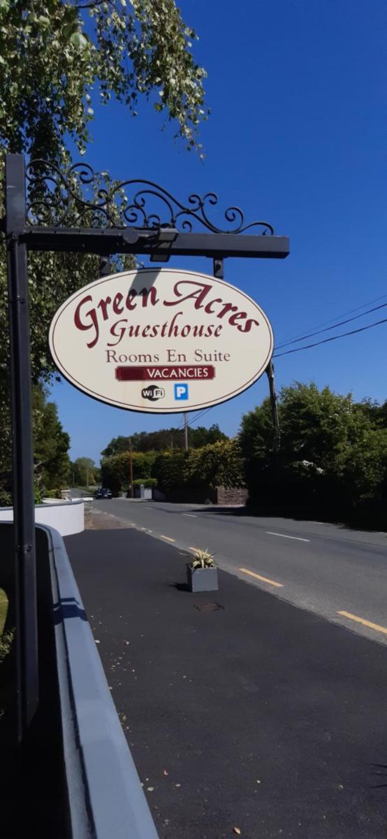 Green Acres Guesthouse- Accommodation Only - Housity