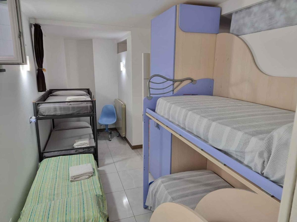 Vinny's Vacation Home - Housity