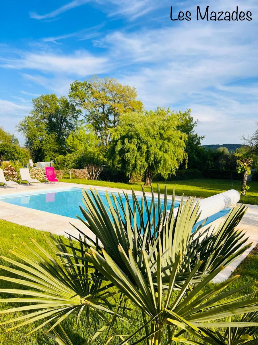 Suitetrails - Les Mazades à 10 min de Périgueux avec piscine chauffée, meublé de tourisme classé 3 étoiles