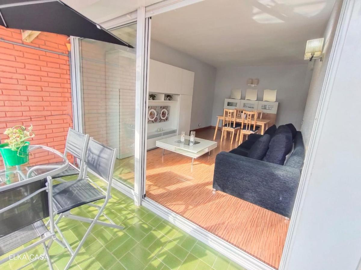 APARTAMENTO MUY LUMINOSO EN SEGUNDA LÍNEA DE MAR - Housity