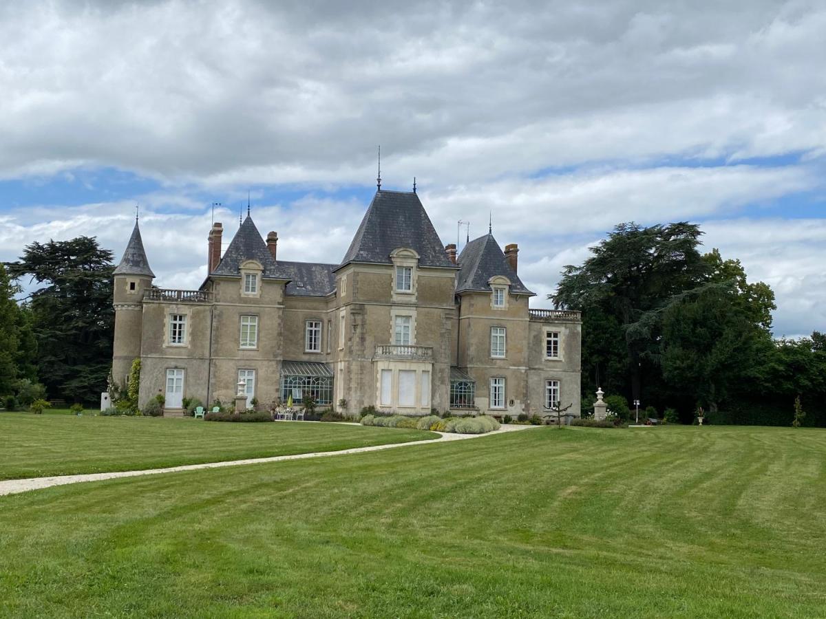 Suitetrails - Château de St-fulgent, gîte La Tour