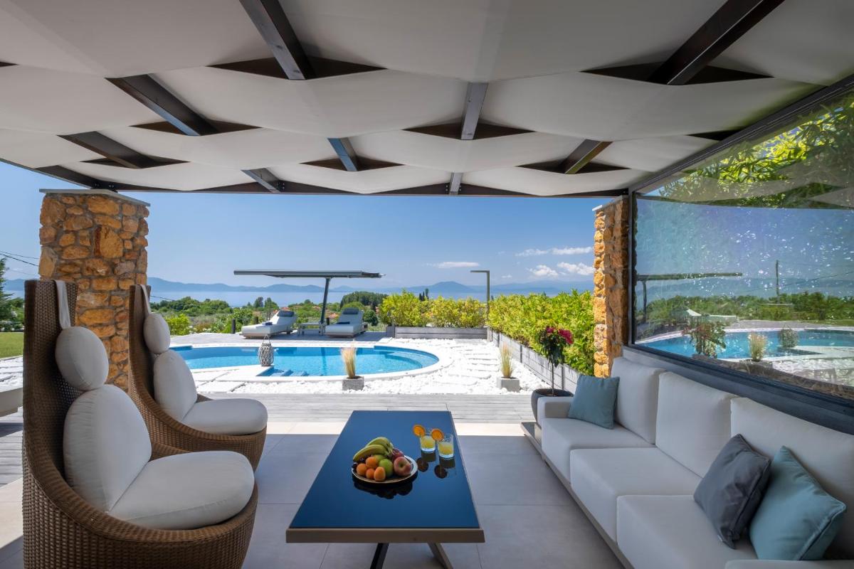 Iakovakis Suites & Spa - Housity