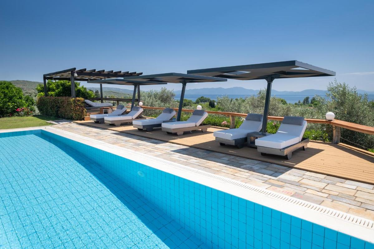 Iakovakis Suites & Spa - Housity