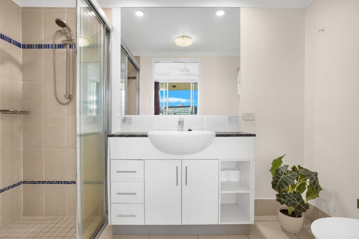 Suitetrails - City Quays Luxury Dual Key