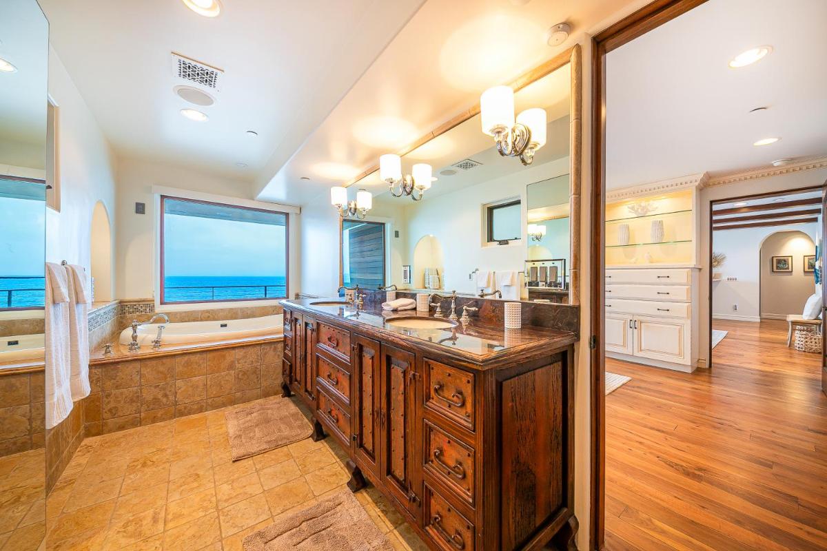 Malibu Beach House Bliss - Housity