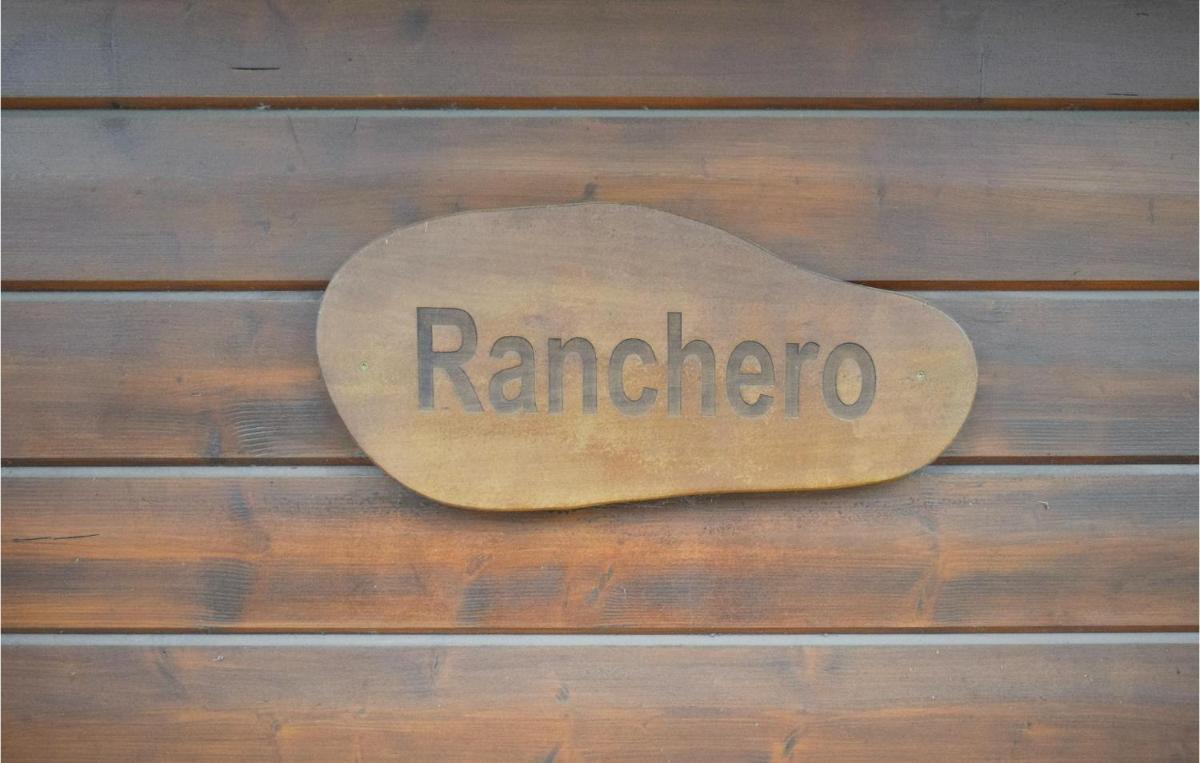 Ranchero - Housity