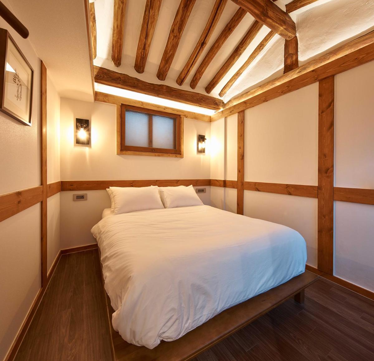 Suitetrails - Luxury Hanok with private bathtub - GawonJae
