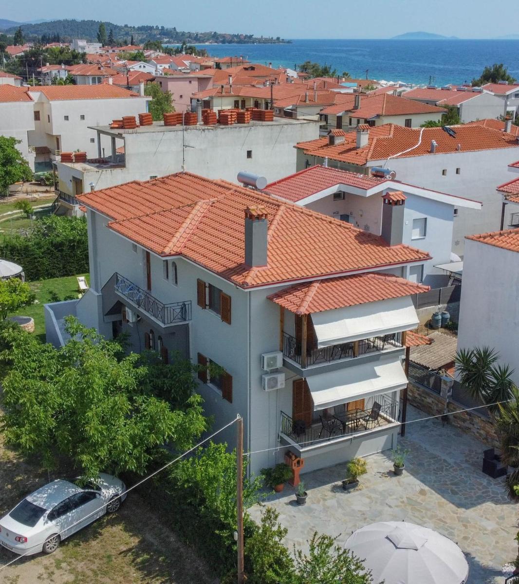 ANTONY's LUXURY APARTMENTS - Housity