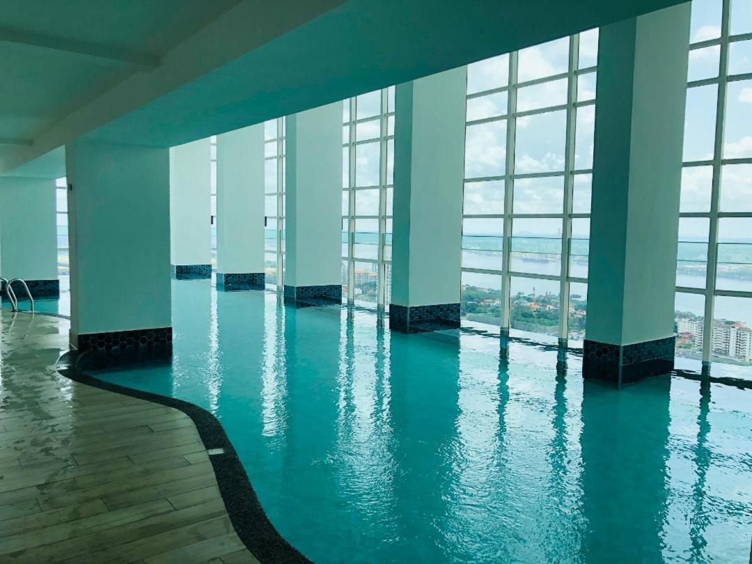 Suitetrails - Tritower, 5mins to CIQ, Luxury apartment in JB town