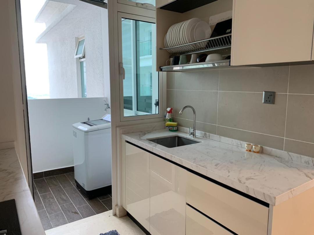 Suitetrails - Tritower, 5mins to CIQ, Luxury apartment in JB town