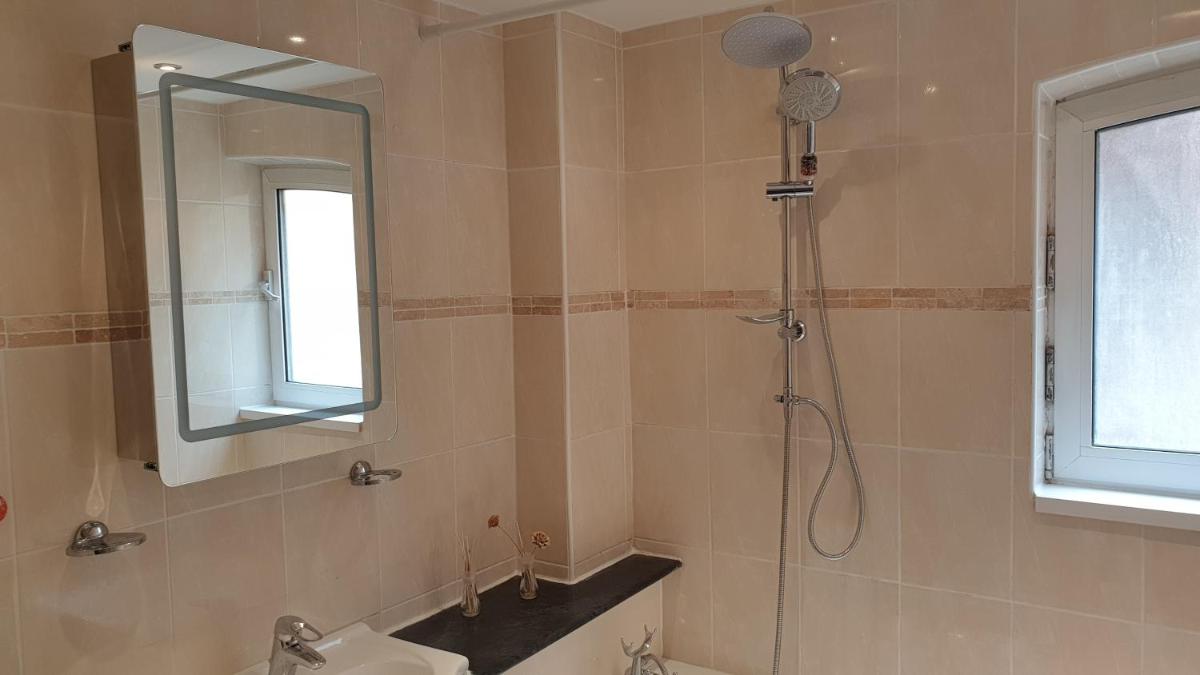 Portered Flat Shad Thames - Housity