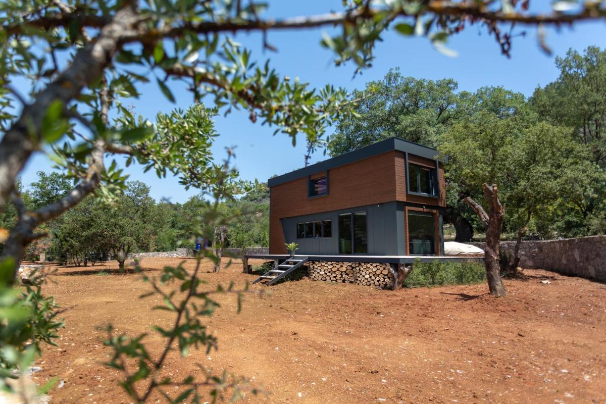 Green Göcek Tiny Houses - Housity