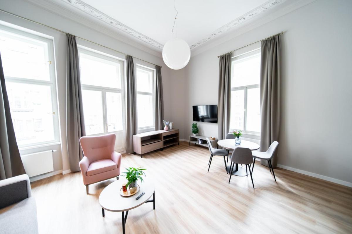 Karl BY ZEITRAUM - Housity