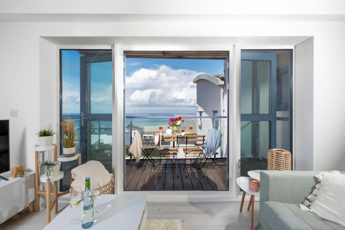 45 Ocean 1, Newquay - Housity