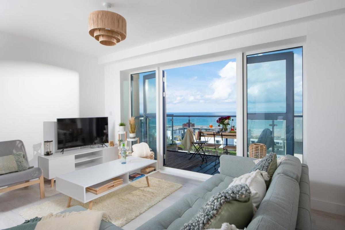 45 Ocean 1, Newquay - Housity