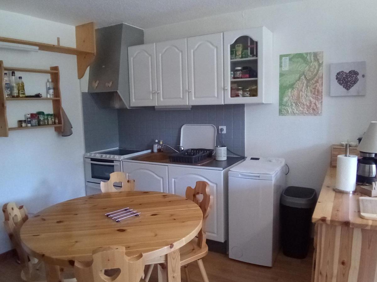 Studio cabine 28m² à Corrençon-en-Vercors, proche village, navettes, skis, nature, 4 pers, balcon - FR-1-515-140 - Housity
