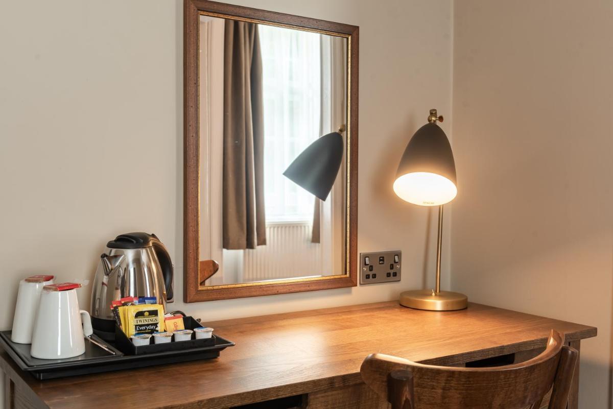Suitetrails - The Hawes Inn by Innkeeper's Collection