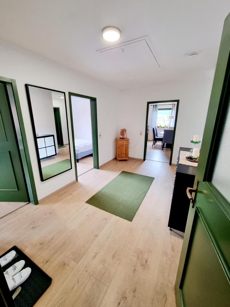 Ferienwohnung Staufenblick - Housity