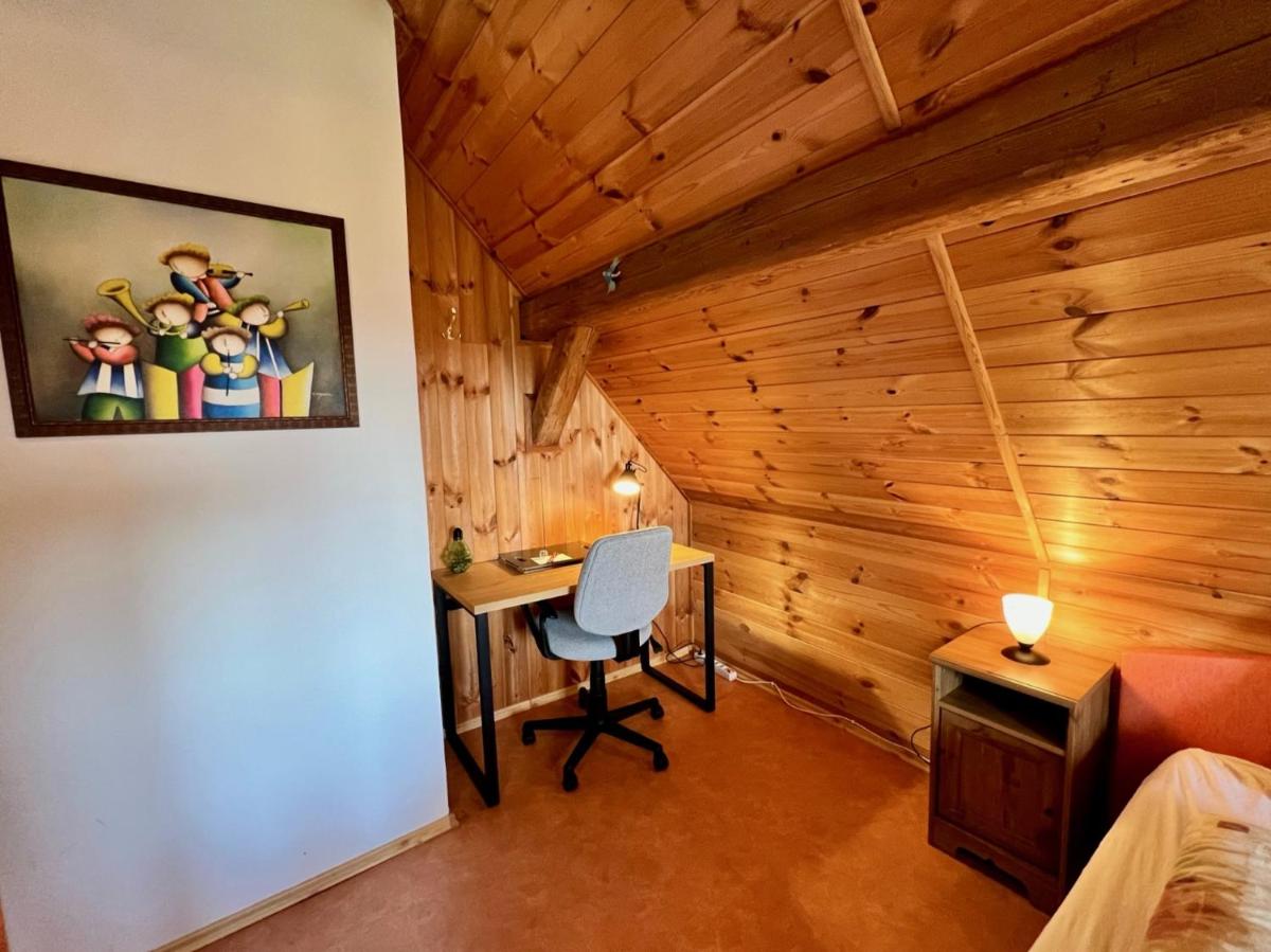 Holiday House Markousovice - Housity