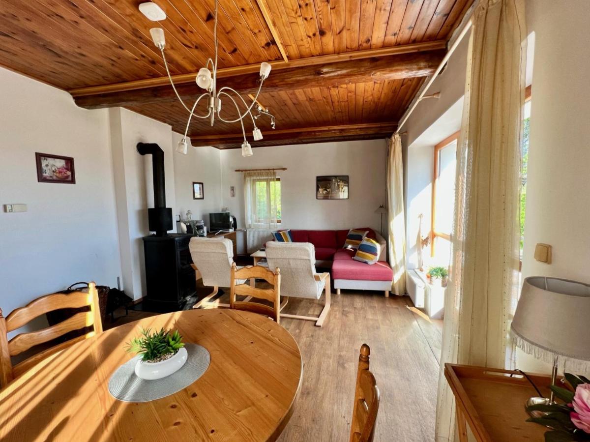 Holiday House Markousovice - Housity