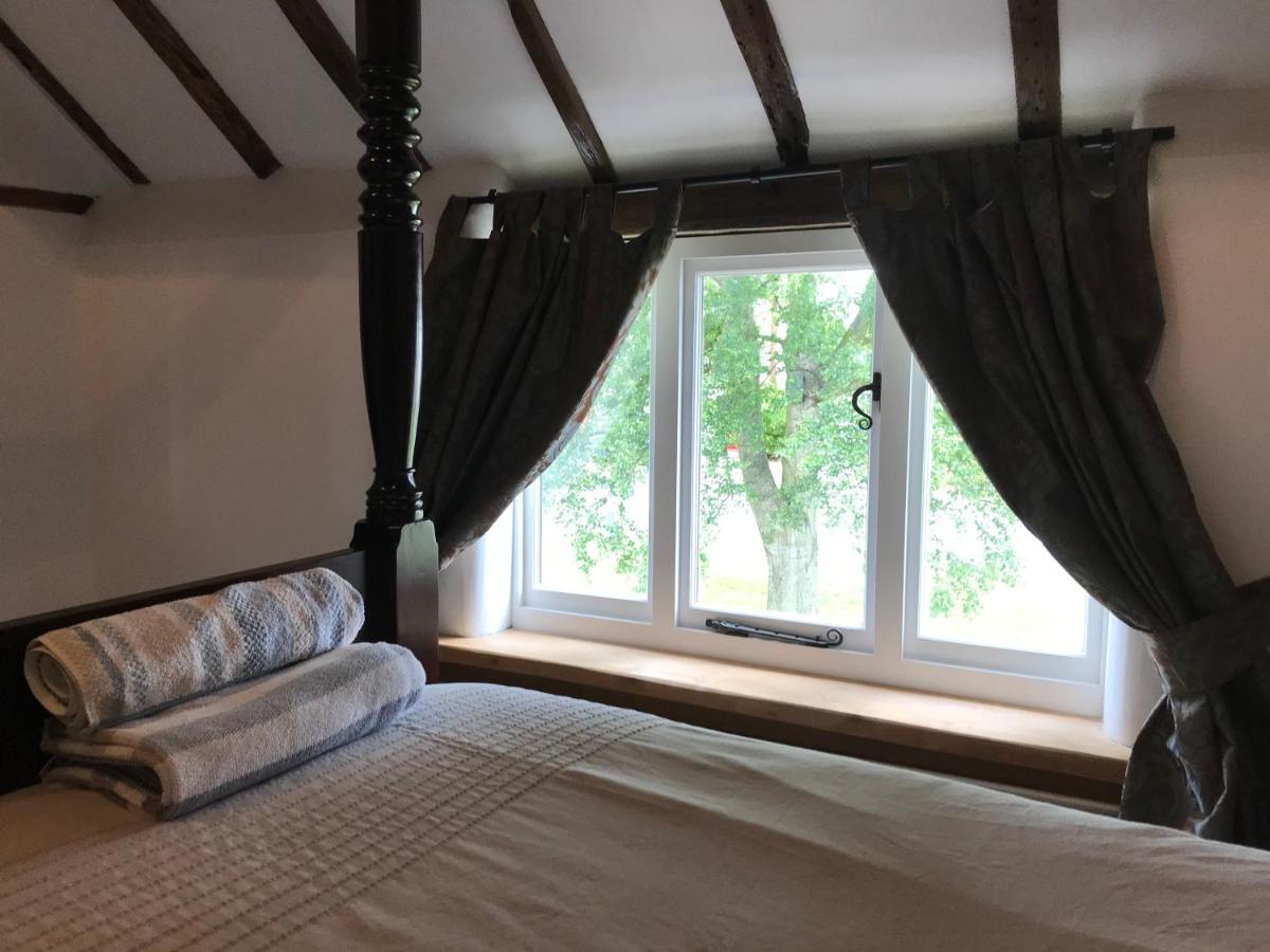 Village period cottage - Housity