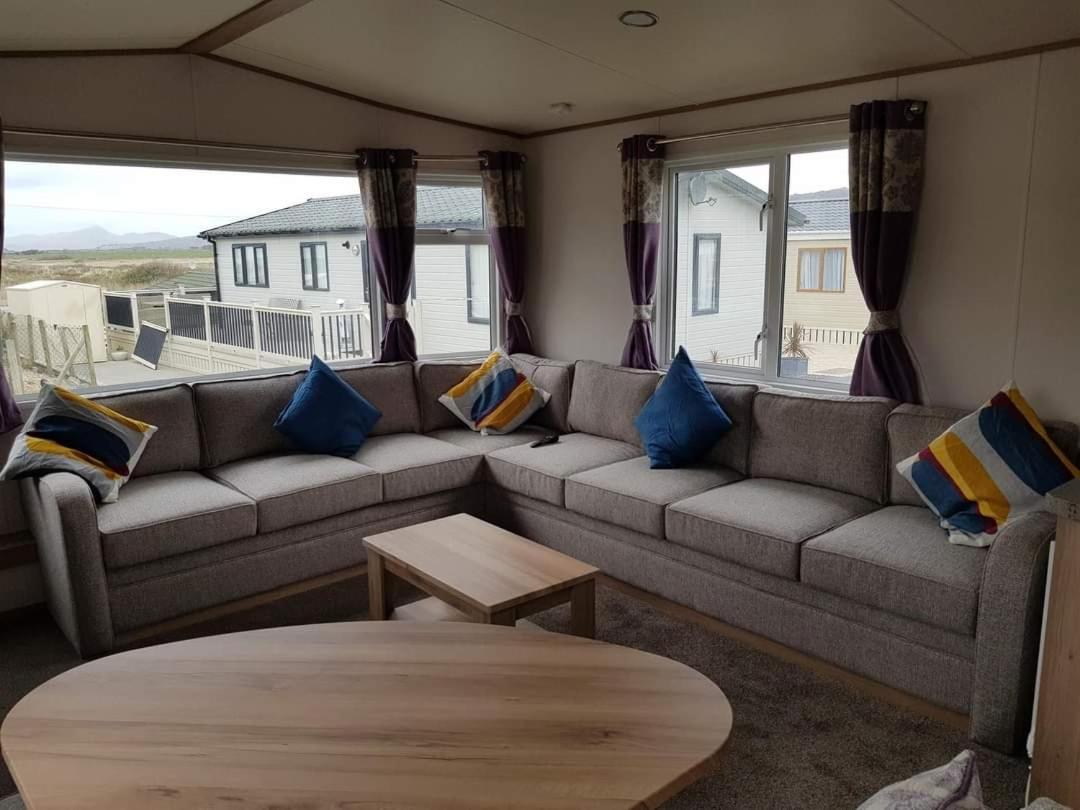 Plot44 Barmouth Bay - Housity