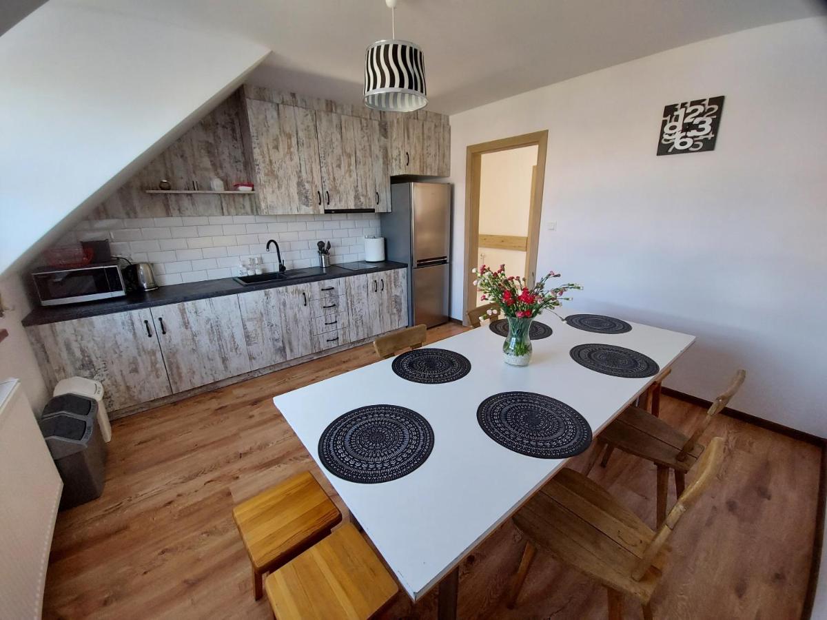 Pokoje Gościnne Robson - Housity