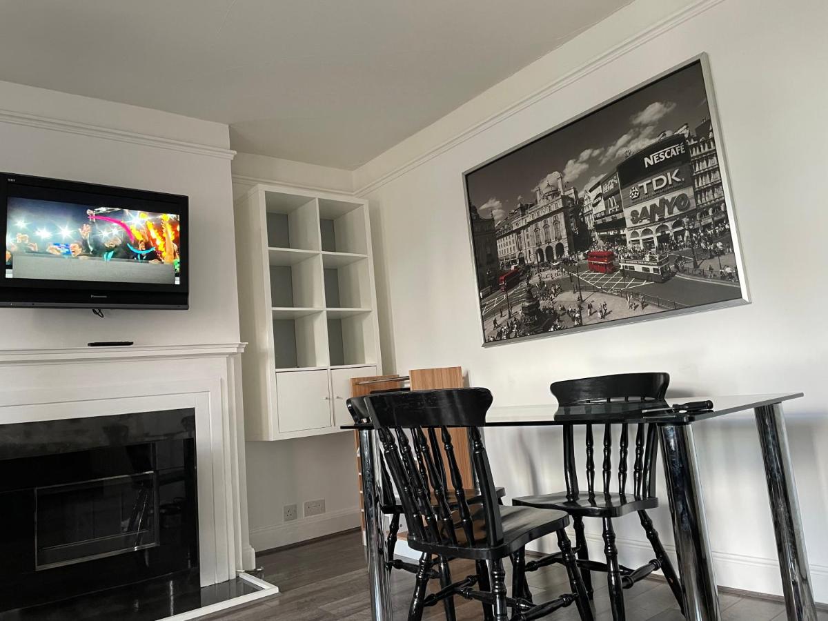 Bright and spacious 2 bedroom apartment - Housity