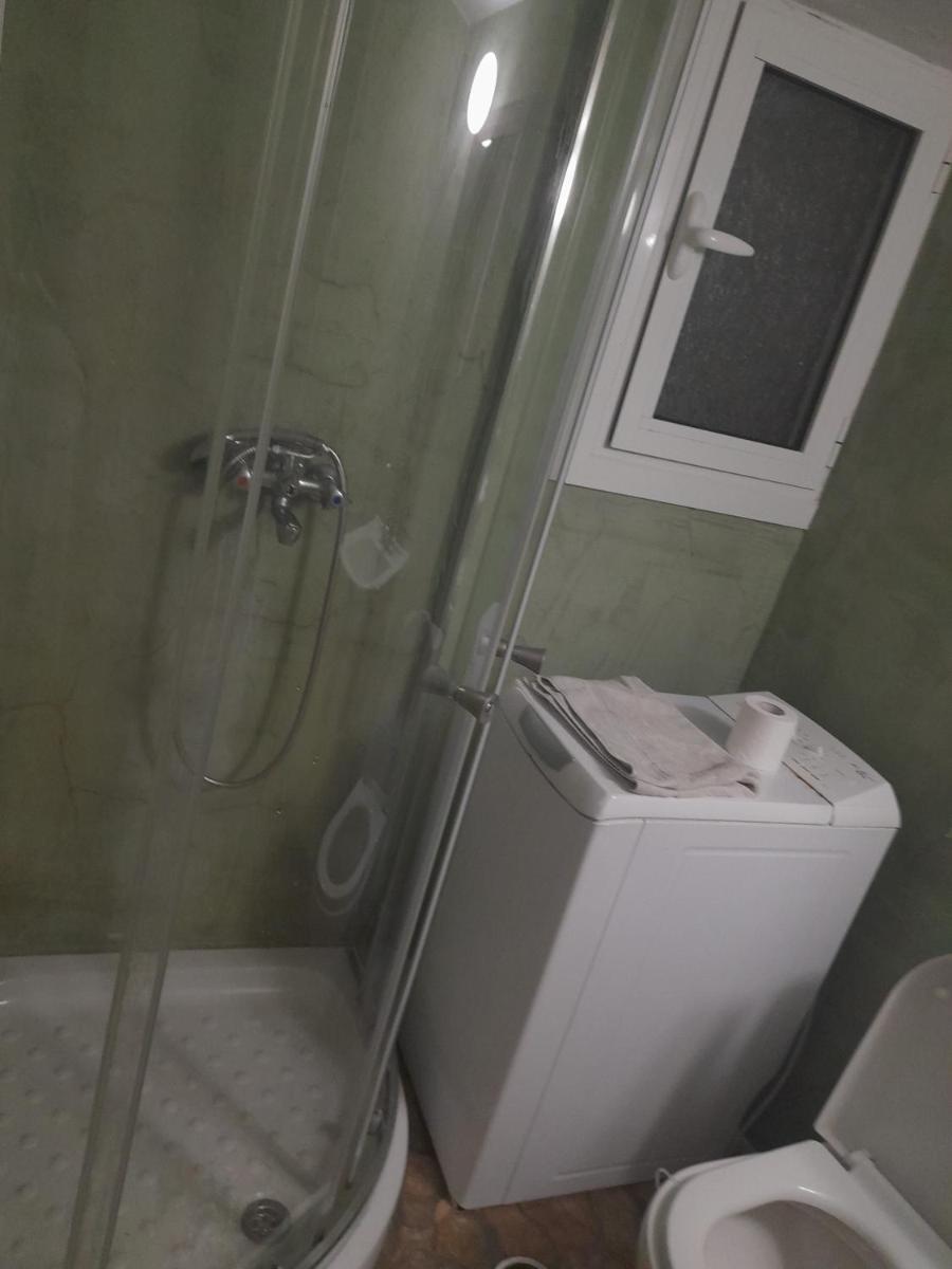 Ag.Levterios Zambo - Housity