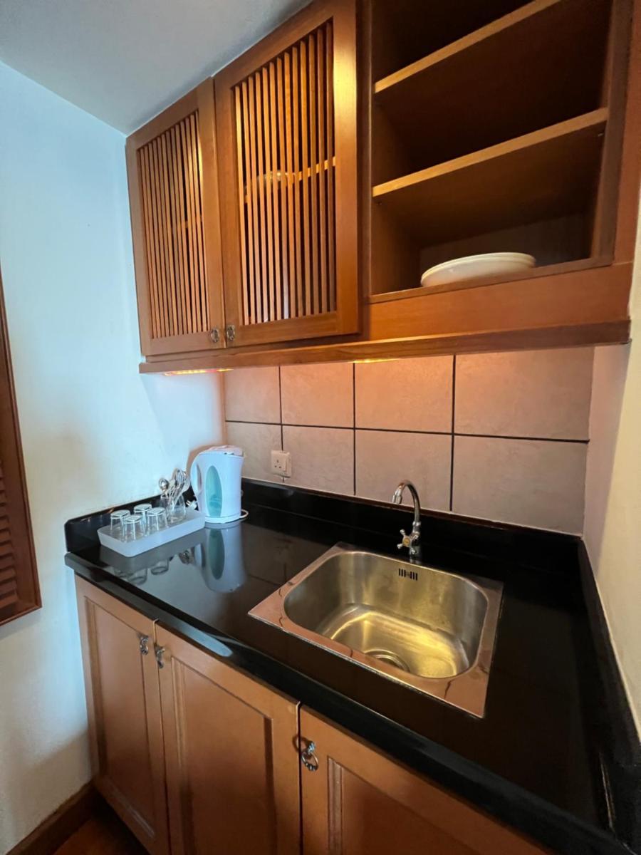 Private Seaview Apartment, Port Dickson - Housity