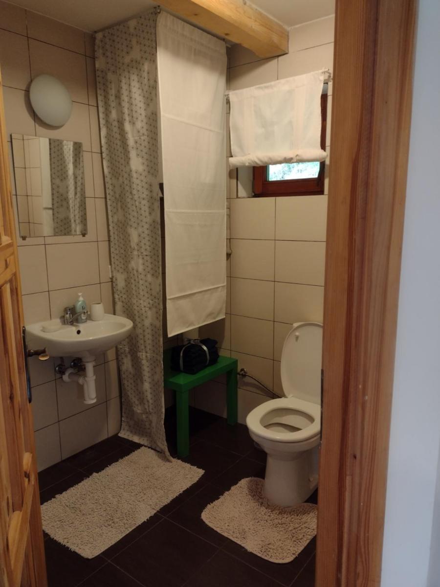 Chata Dvírka - Housity