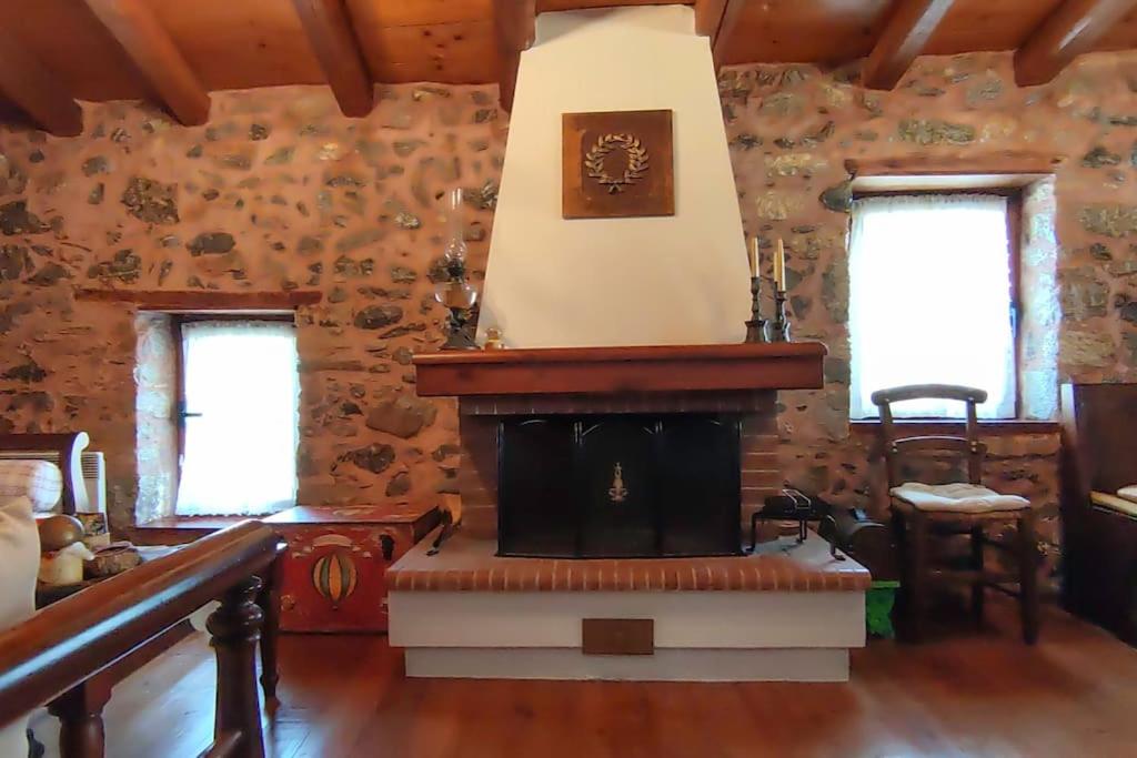 MARGO'S RUSTIC HOUSE - Housity