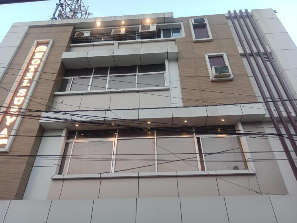 Hotel Surya Shelter - Housity