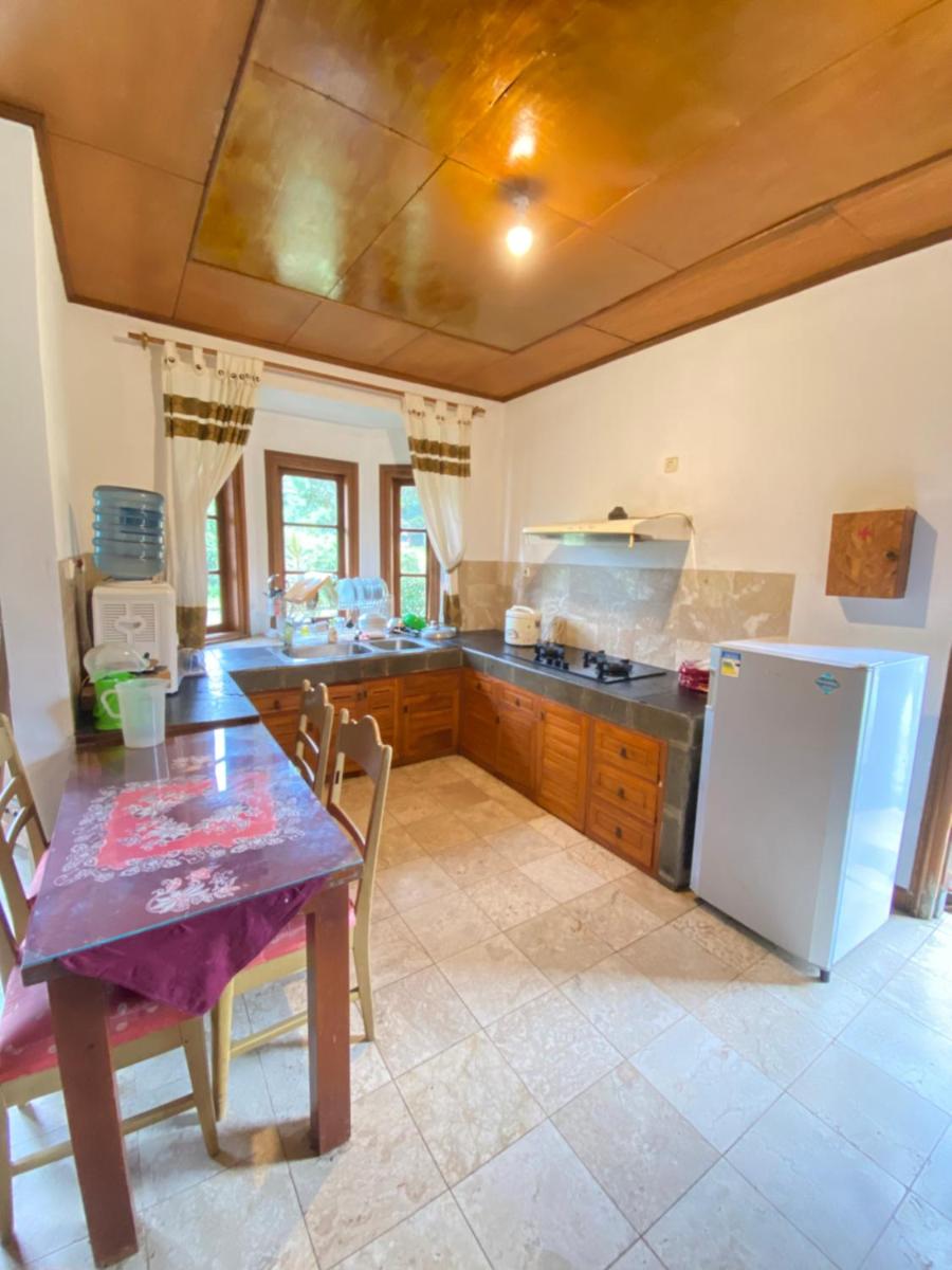 9 Pakis Villa - Housity