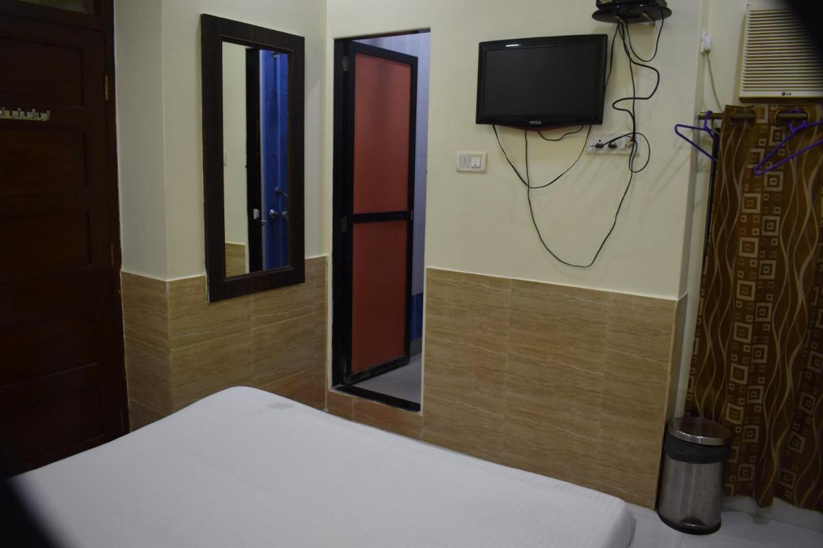 Suitetrails - Hotel Sea View - Near Taj Hotel